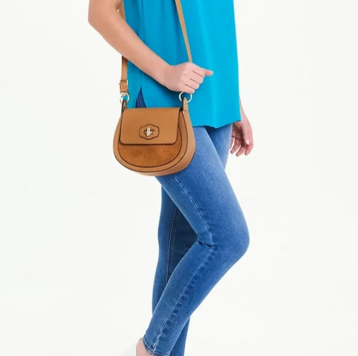 Camel Messenger
