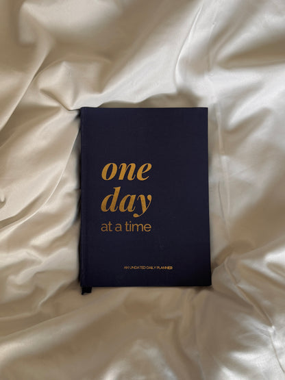Daily Planner - Navy